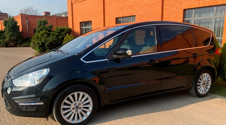 Ford S-Max cena 43500 przebieg: 190000, rok produkcji 2014 z Gniezno małe 742